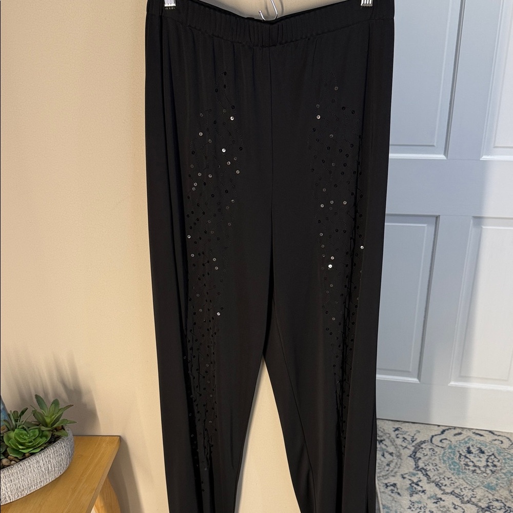 Bob Mackie wearable art pull on black pants with sequins